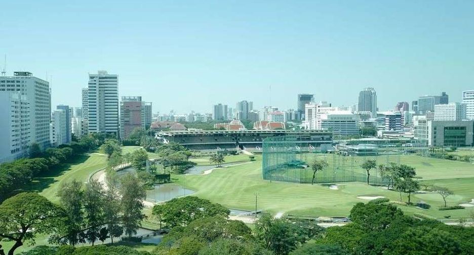 Wohnung zur Miete mit 2 Zimmer in Pathum Wan, Bangkok