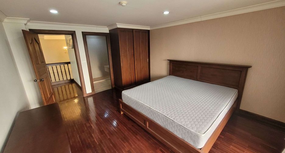 Wohnung zur Miete mit 4 Zimmer in Pathum Wan, Bangkok