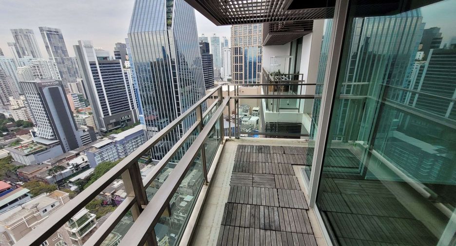 ให้เช่า 3 ห้องนอน คอนโด ใน คลองเตย, กรุงเทพฯ