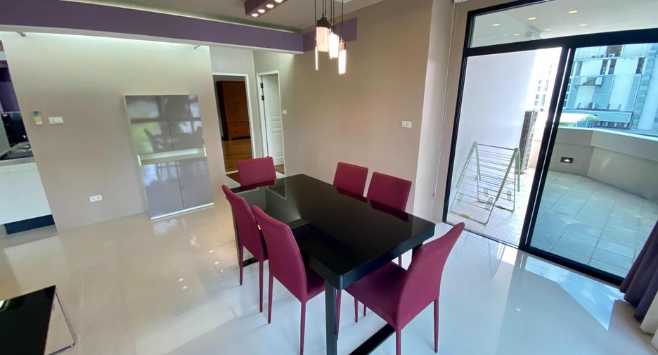 For rent 2 ベッドルーム condo in Watthana, Bangkok