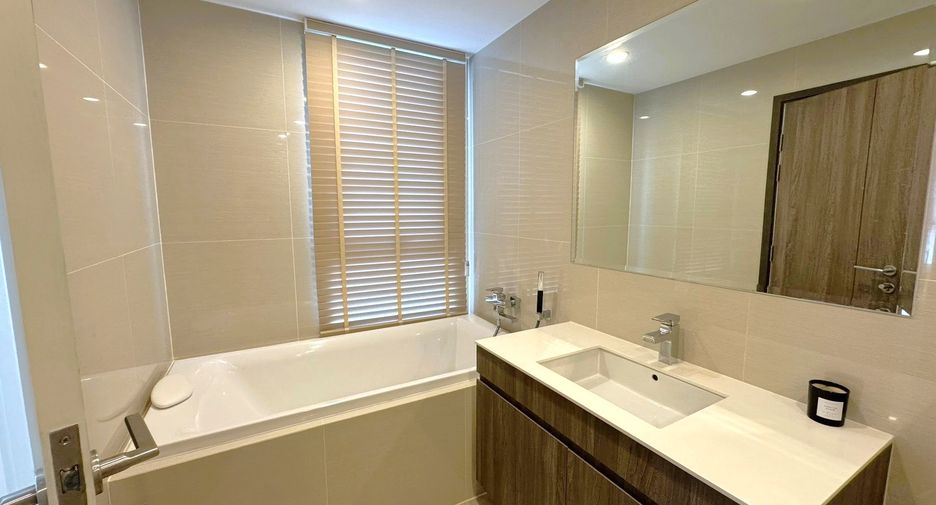 Condo en alquiler de 2 habitaciones en Bang Na, Bangkok