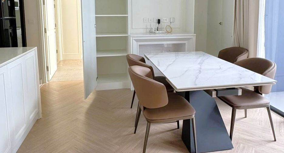 Condo en alquiler de 2 habitaciones en Bang Na, Bangkok