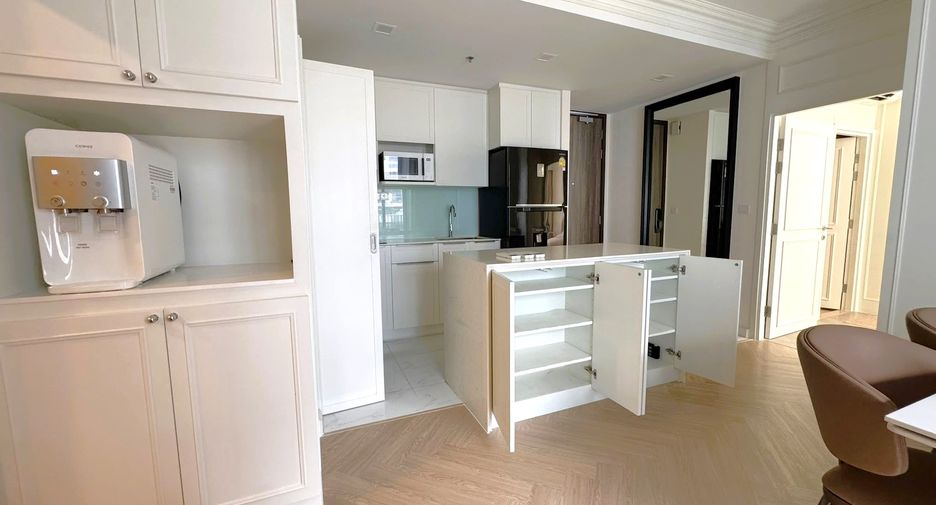 Condo en alquiler de 2 habitaciones en Bang Na, Bangkok