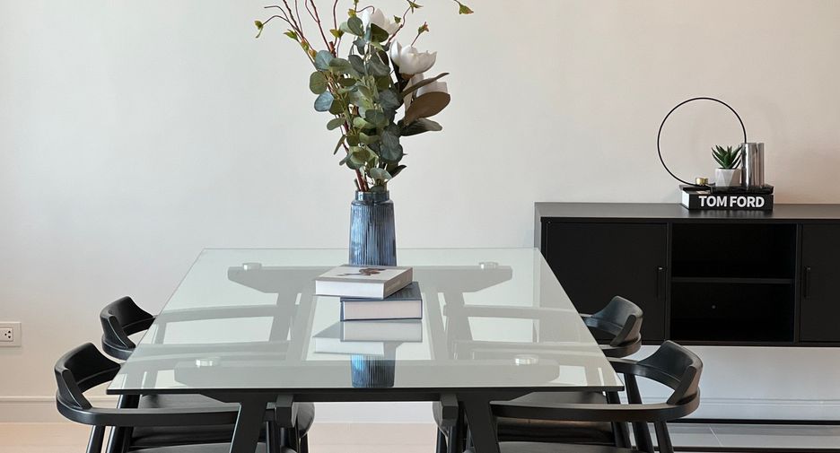 For rent 2 bedrooms condo in Khlong Toei, Bangkok