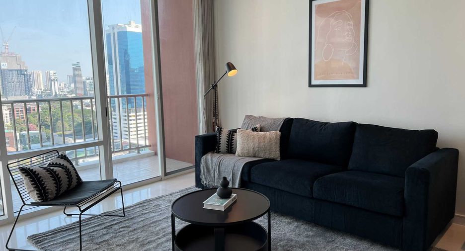 For rent 2 bedrooms condo in Khlong Toei, Bangkok