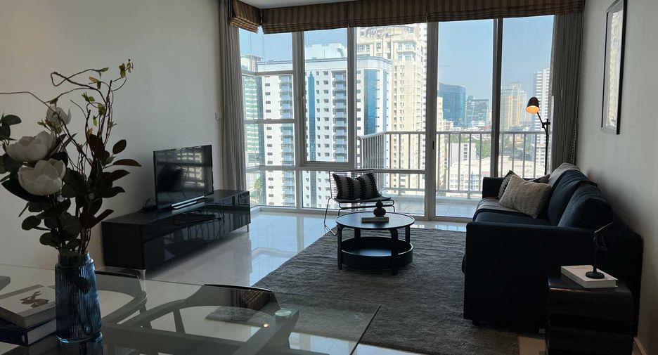 For rent 2 bedrooms condo in Khlong Toei, Bangkok