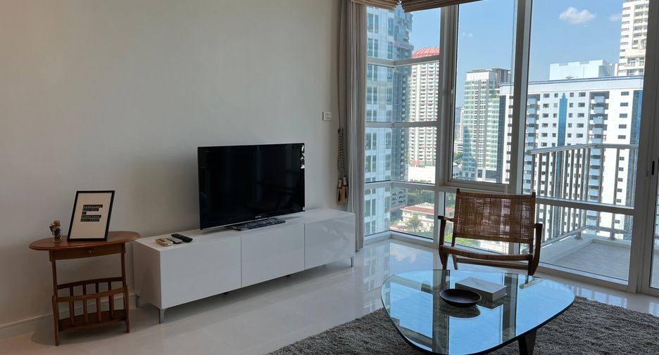 For rent 2 bedrooms condo in Khlong Toei, Bangkok