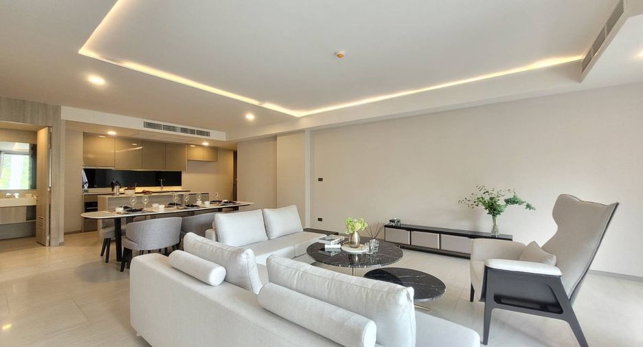 For rent 3 bedrooms condo in Watthana, Bangkok