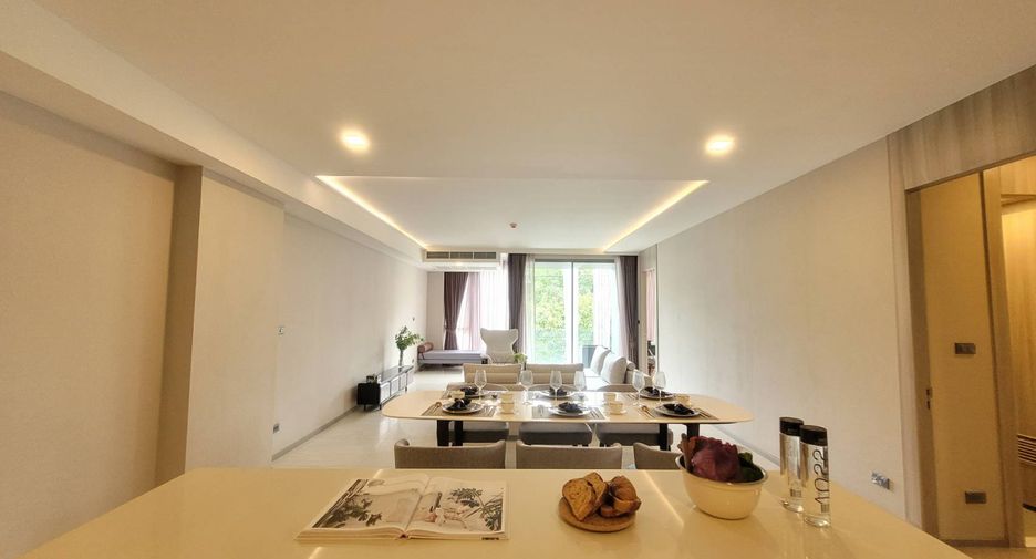 For rent 3 bedrooms condo in Watthana, Bangkok