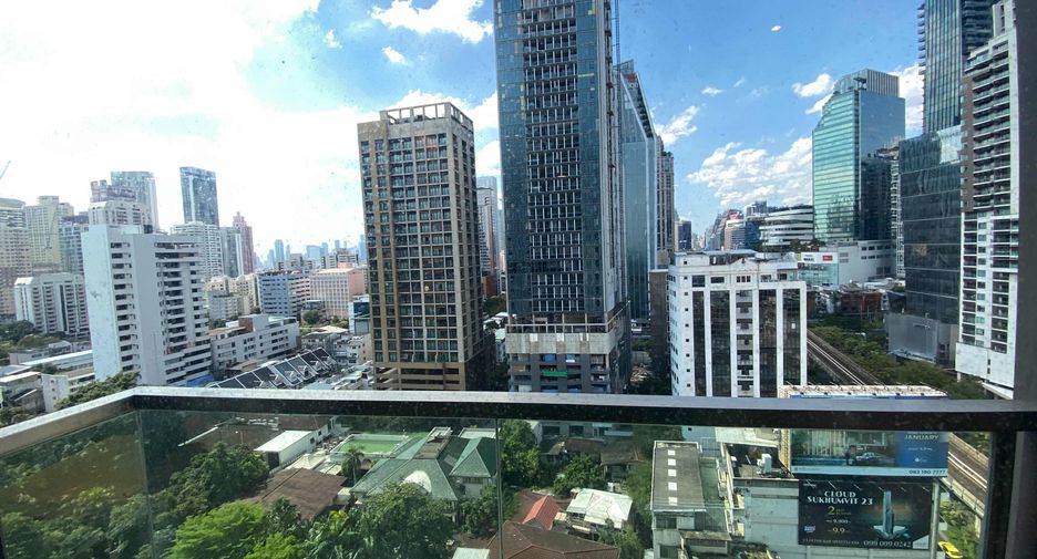 For rent 2 bedrooms condo in Khlong Toei, Bangkok