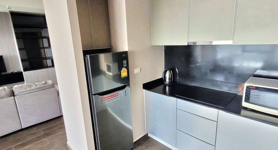 For rent 2 bedrooms condo in Khlong Toei, Bangkok