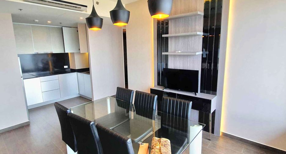 For rent 2 bedrooms condo in Khlong Toei, Bangkok