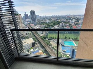 Condo en alquiler de 2 habitaciones en Khlong Toei, Bangkok