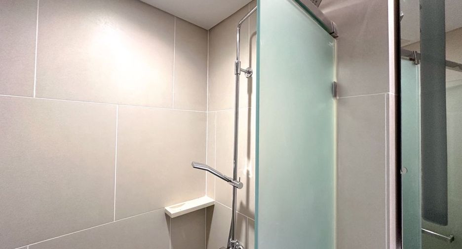 Condo en alquiler de 2 habitaciones en Khlong Toei, Bangkok