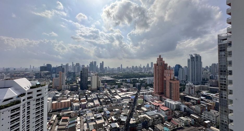 Condo en alquiler de 2 habitaciones en Khlong Toei, Bangkok