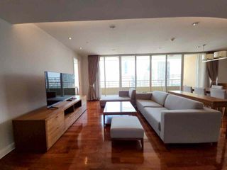 Wohnung zur Miete mit 3 Zimmer in Watthana, Bangkok