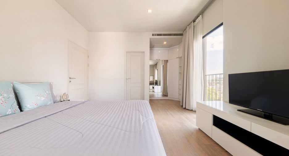 For rent 1 bed condo in Khlong Toei, Bangkok