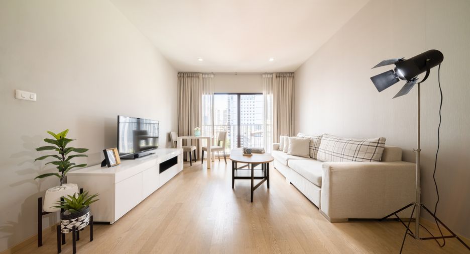 For rent 1 bed condo in Khlong Toei, Bangkok