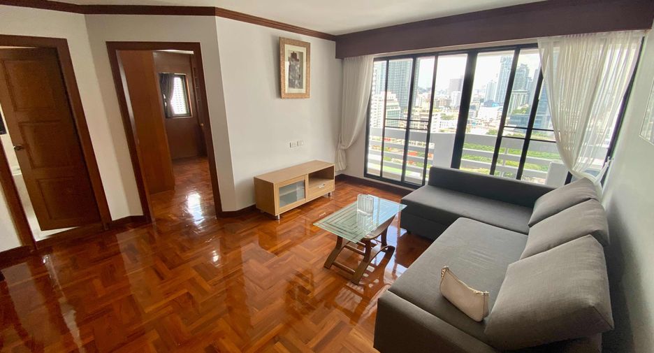 For rent 3 bedrooms condo in Khlong Toei, Bangkok