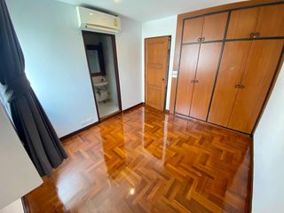 For rent 3 ベッドルーム condo in Khlong Toei, Bangkok