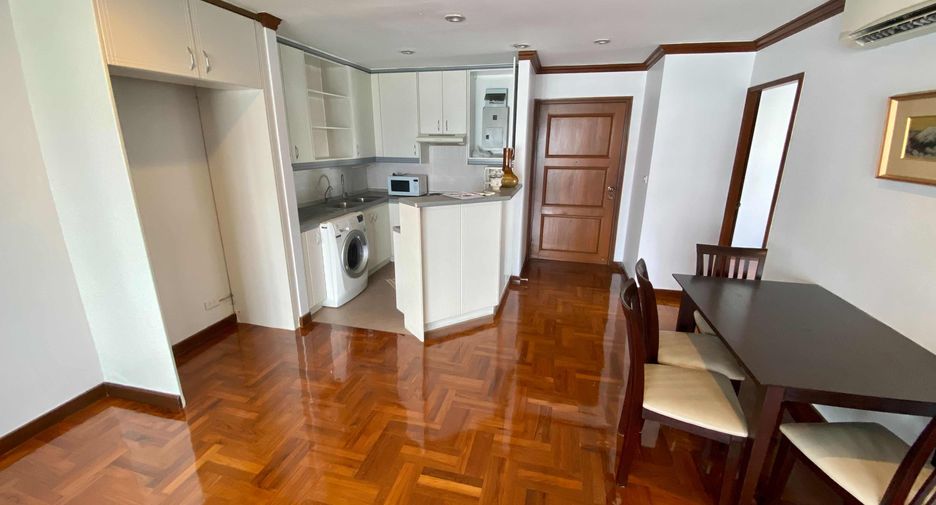 For rent 3 bedrooms condo in Khlong Toei, Bangkok
