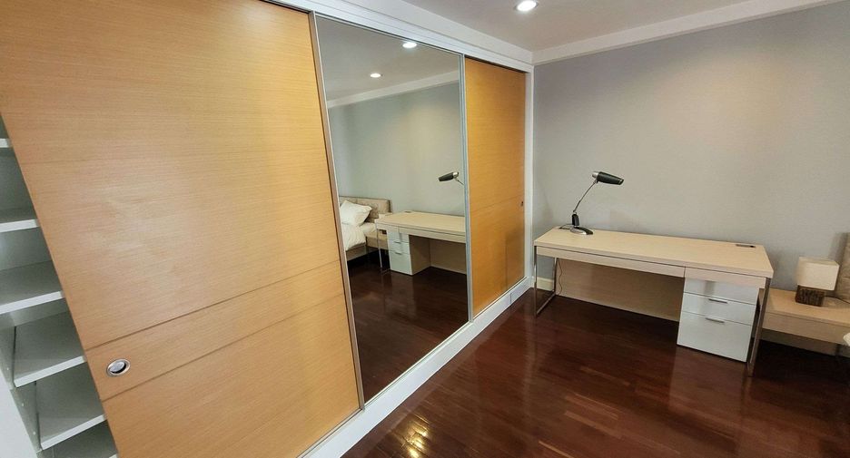 À louer 1 chambre condo à Watthana, Bangkok