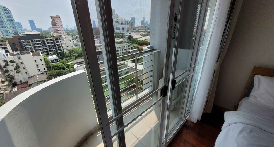 Wohnung zur Miete mit 3 Zimmer in Khlong Toei, Bangkok