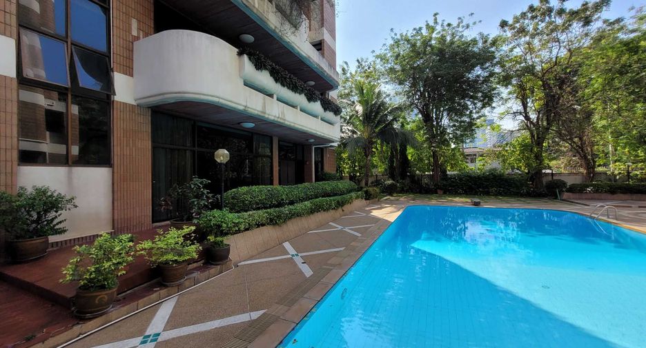For rent 3 ベッドルーム condo in Watthana, Bangkok