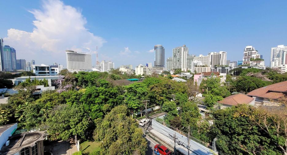 For rent 3 ベッドルーム condo in Watthana, Bangkok
