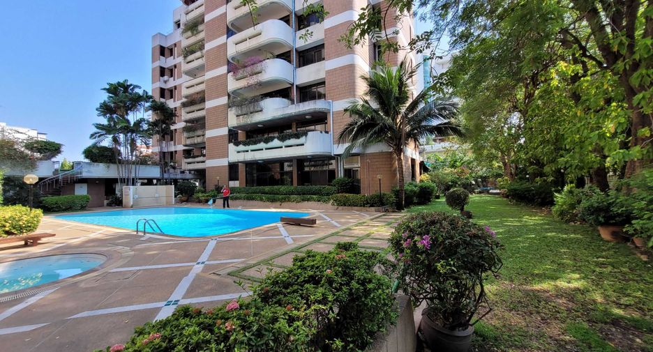 For rent 3 ベッドルーム condo in Watthana, Bangkok