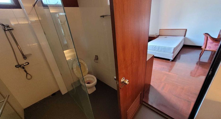 For rent 3 ベッドルーム condo in Watthana, Bangkok