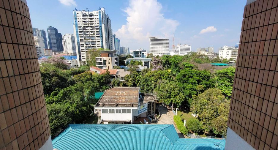 For rent 3 ベッドルーム condo in Watthana, Bangkok