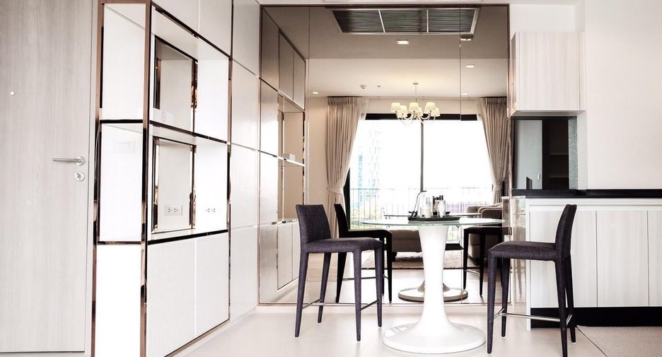 For rent 2 bedrooms condo in Watthana, Bangkok
