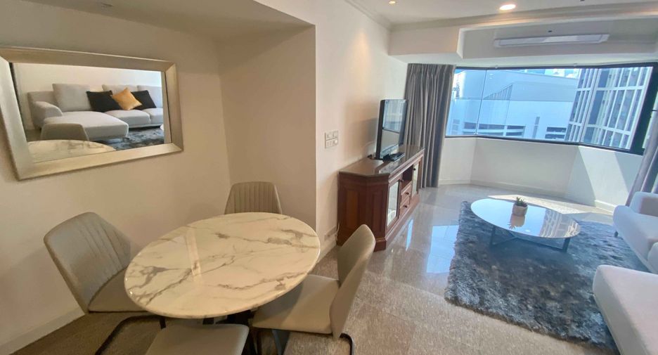 For rent 3 bedrooms condo in Khlong Toei, Bangkok