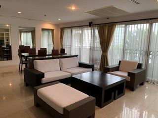 For rent 3 bedrooms condo in Watthana, Bangkok