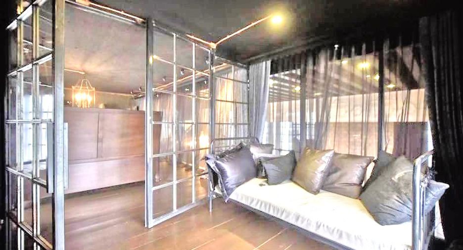 For rent 2 bedrooms condo in Khlong Toei, Bangkok