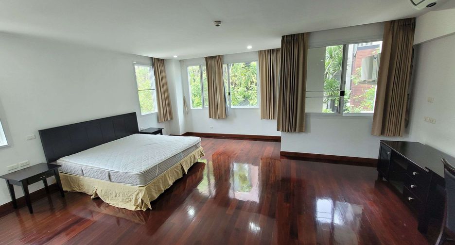 For rent 2 ベッドルーム condo in Watthana, Bangkok