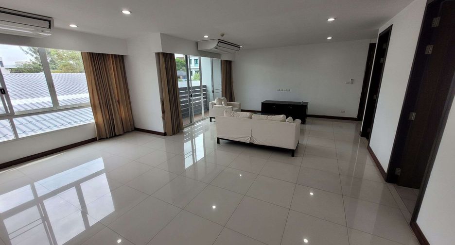 For rent 2 ベッドルーム condo in Watthana, Bangkok