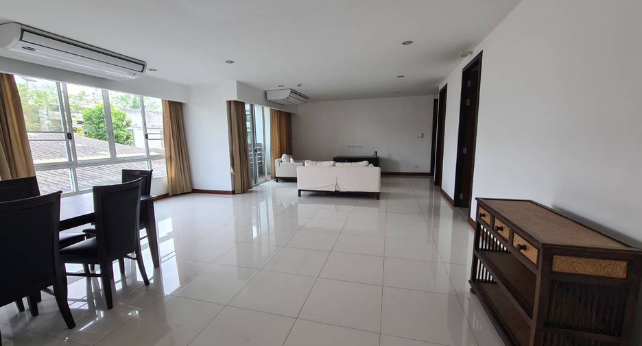 For rent 2 ベッドルーム condo in Watthana, Bangkok