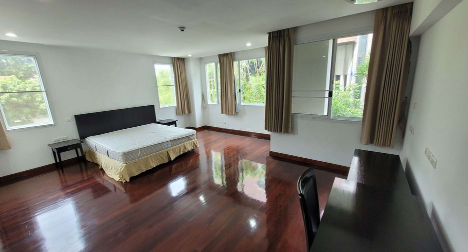 For rent 2 ベッドルーム condo in Watthana, Bangkok