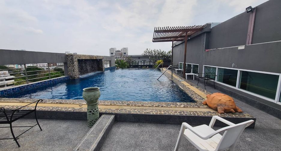 For rent 2 ベッドルーム condo in Watthana, Bangkok