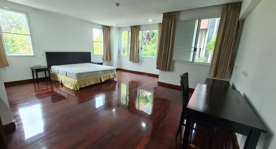 For rent 2 ベッドルーム condo in Watthana, Bangkok