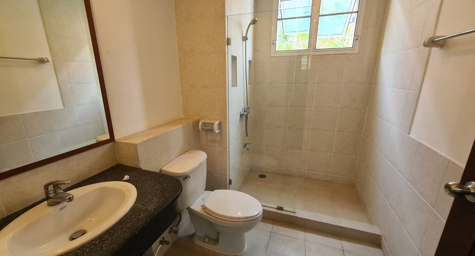 For rent 2 ベッドルーム condo in Watthana, Bangkok