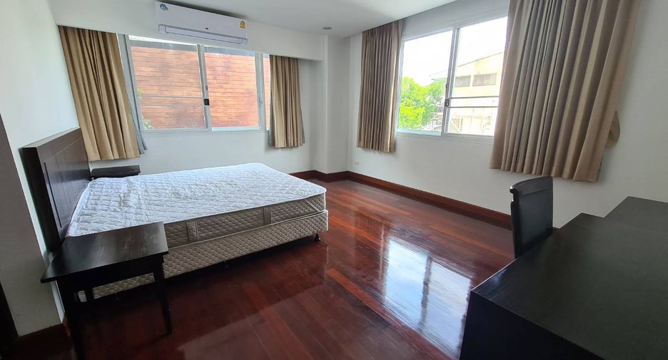 For rent 2 ベッドルーム condo in Watthana, Bangkok