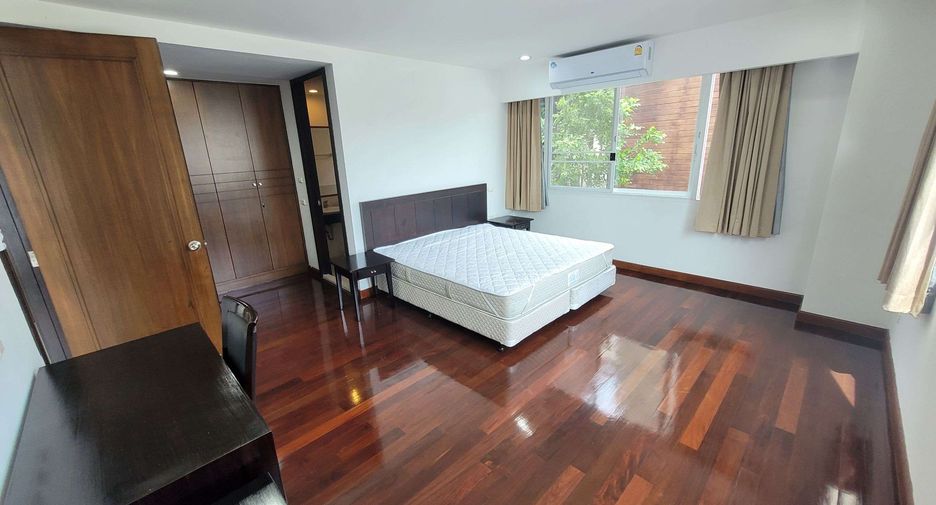 For rent 2 ベッドルーム condo in Watthana, Bangkok