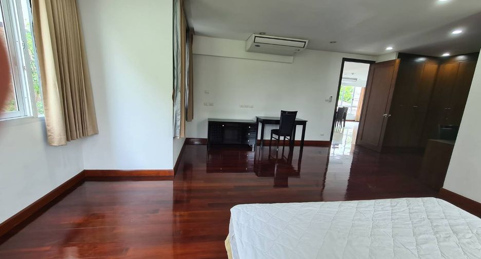 For rent 2 ベッドルーム condo in Watthana, Bangkok