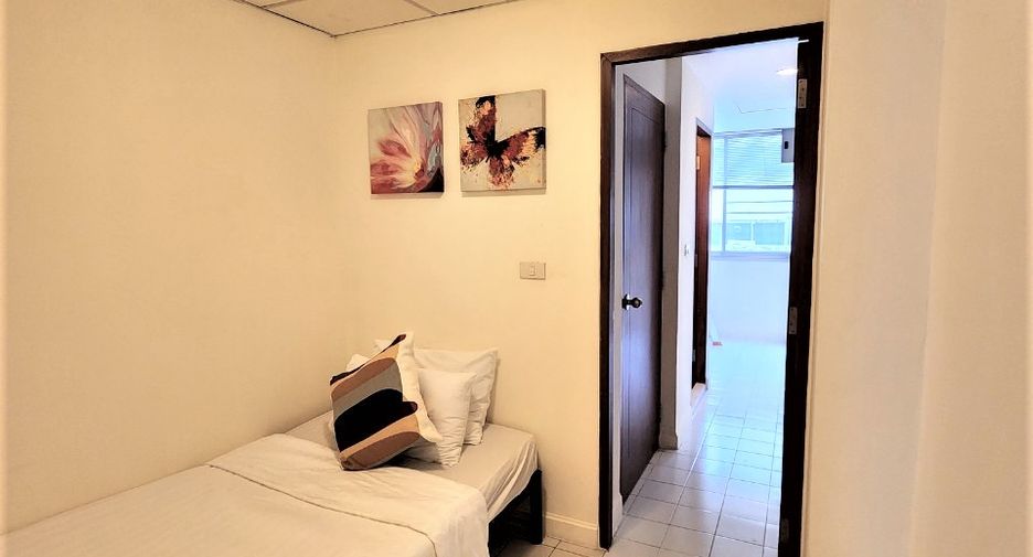Condo en alquiler de 3 habitaciones en Sathon, Bangkok