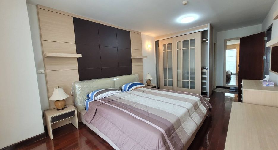 For rent and for sale 2 bedrooms condo in Watthana, Bangkok