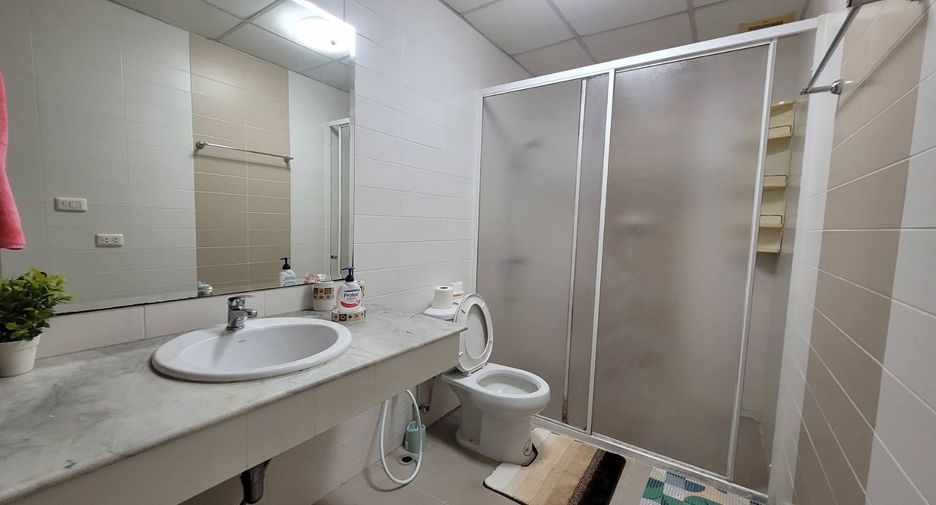 For rent and for sale 2 bedrooms condo in Watthana, Bangkok