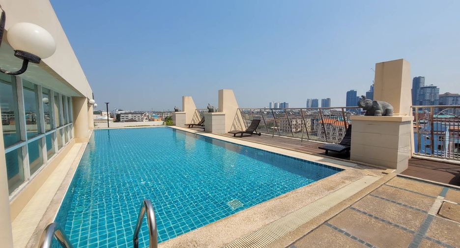 For rent and for sale 2 bedrooms condo in Watthana, Bangkok